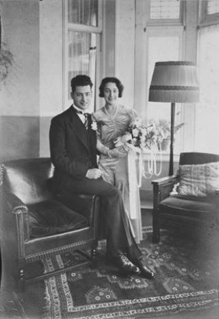 De trouwfoto van het echtpaar Belinfante-Lisser